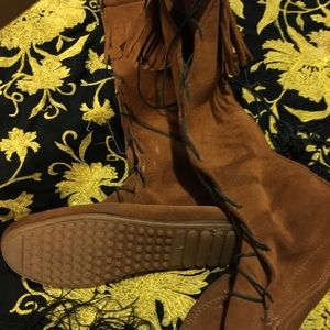Minnetonka boots